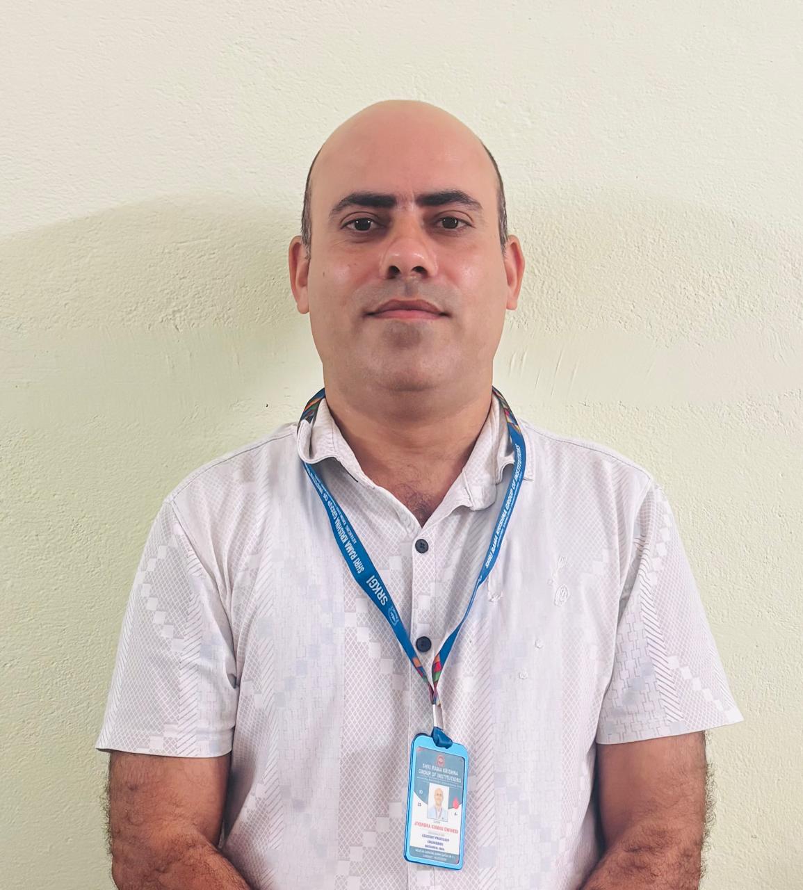 Mr. Jivendra Dwivedi